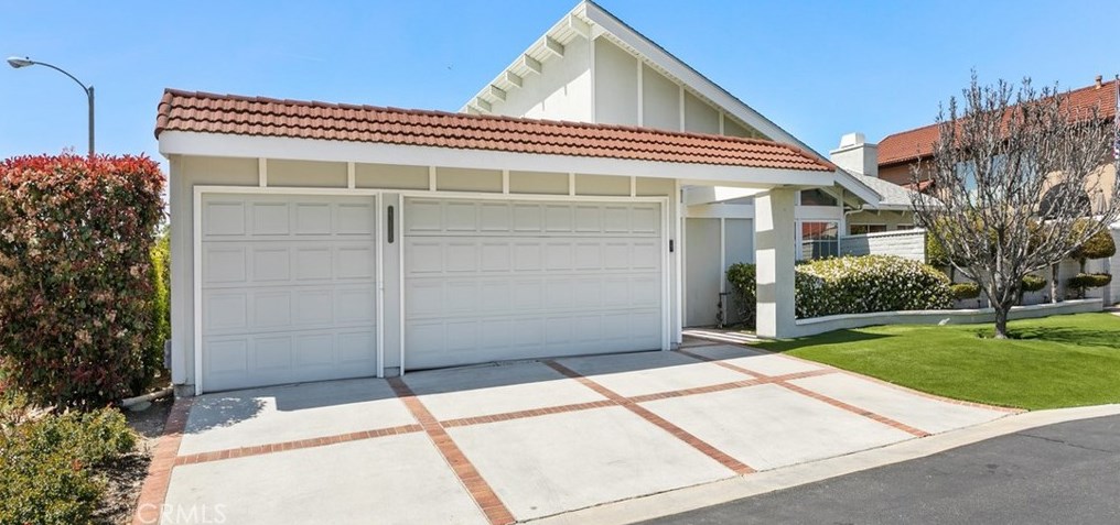 23335 Gondor Dr, El Toro, CA 92630