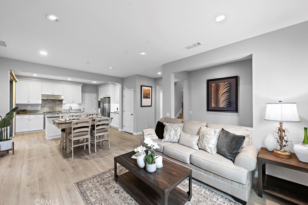 63 Fairymoss, Irvine, CA 92620