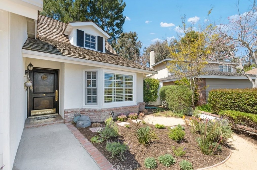 18921 Crimson Cir, Huntington Beach, CA 92646-1903