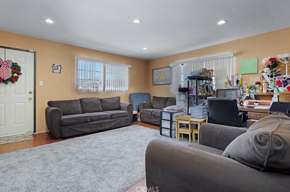 24631 Fir Ave, Moreno Valley, CA 92553-9305