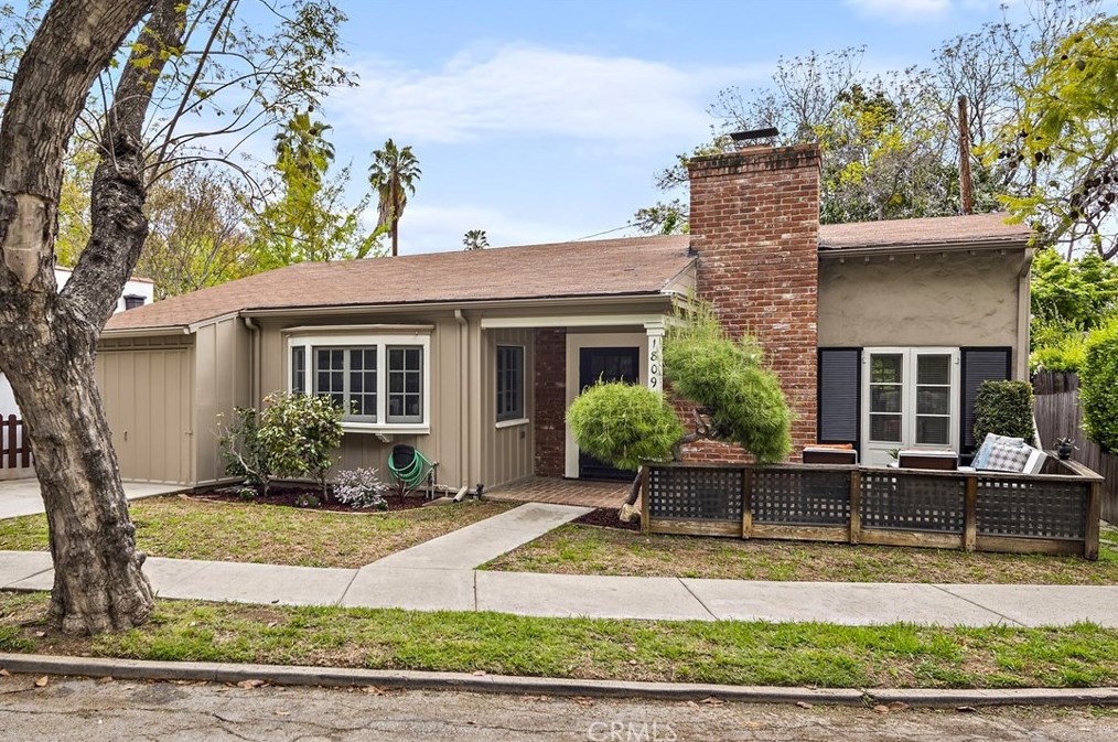 1809 Gillette, South Pasadena, CA 91030