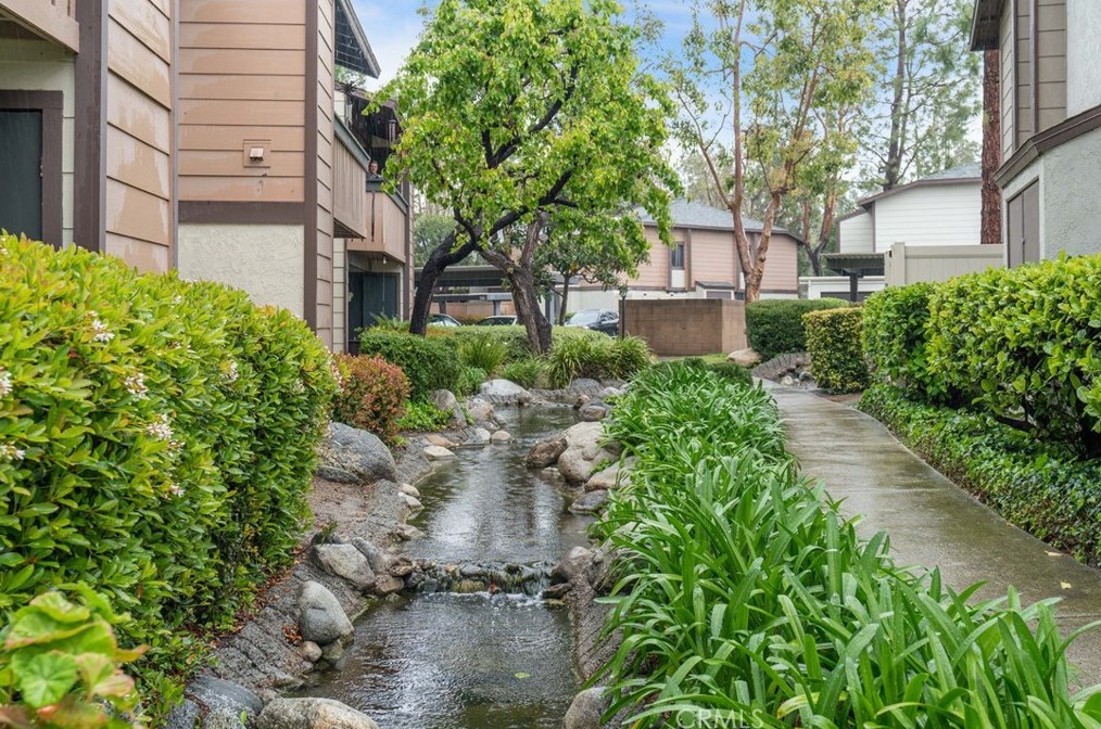 20702 El Toro Rd #8, El Toro, CA 92630