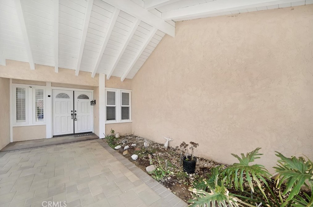 17920 Mt Coulter St, Santa Ana, CA 92708