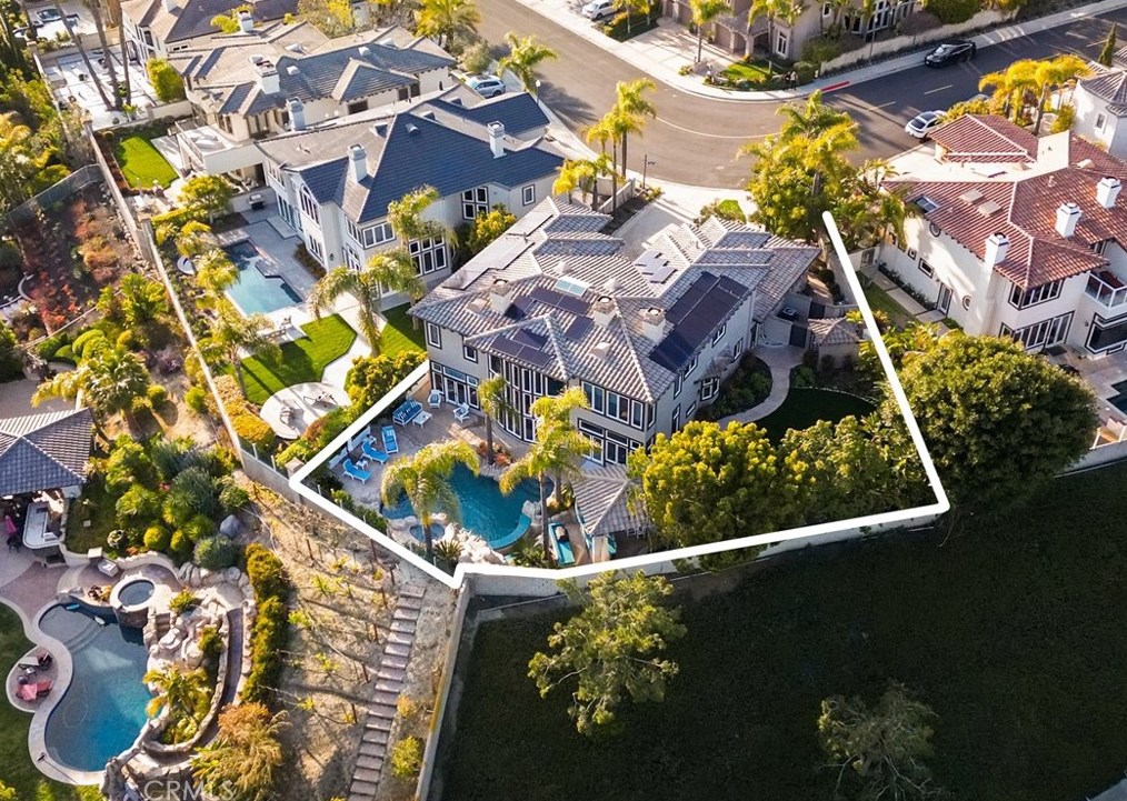 33 Gray Stone Way, Laguna Beach CA  92677-9330 exterior