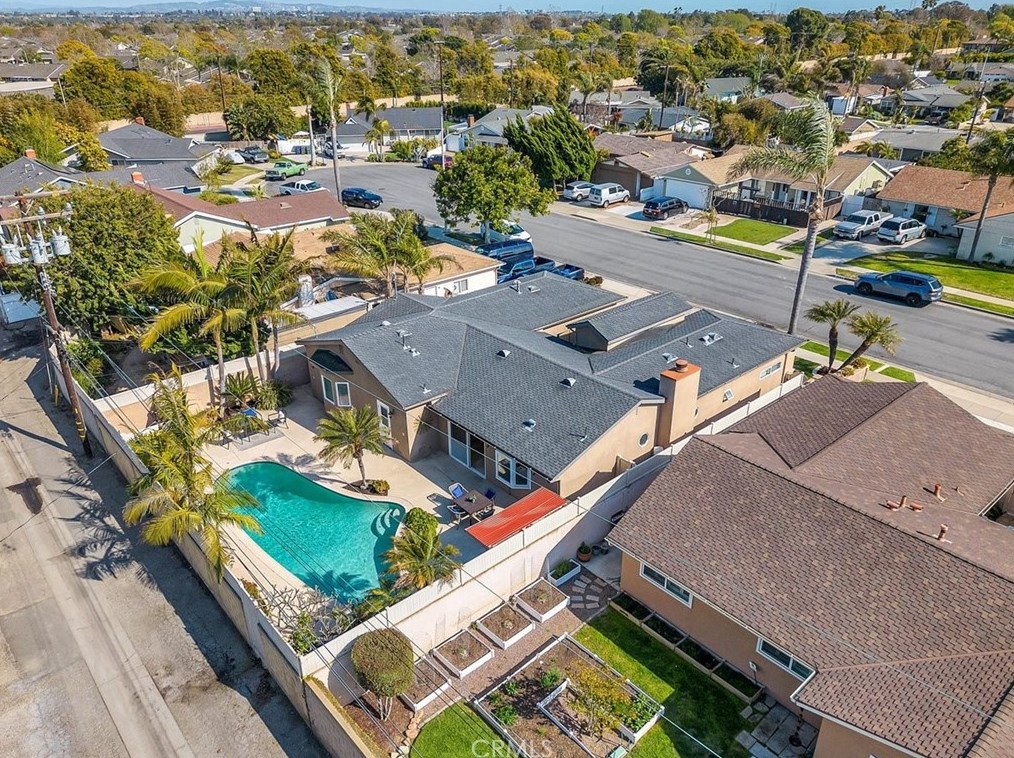 8401 Reilly Dr, Huntington Beach, CA 92646