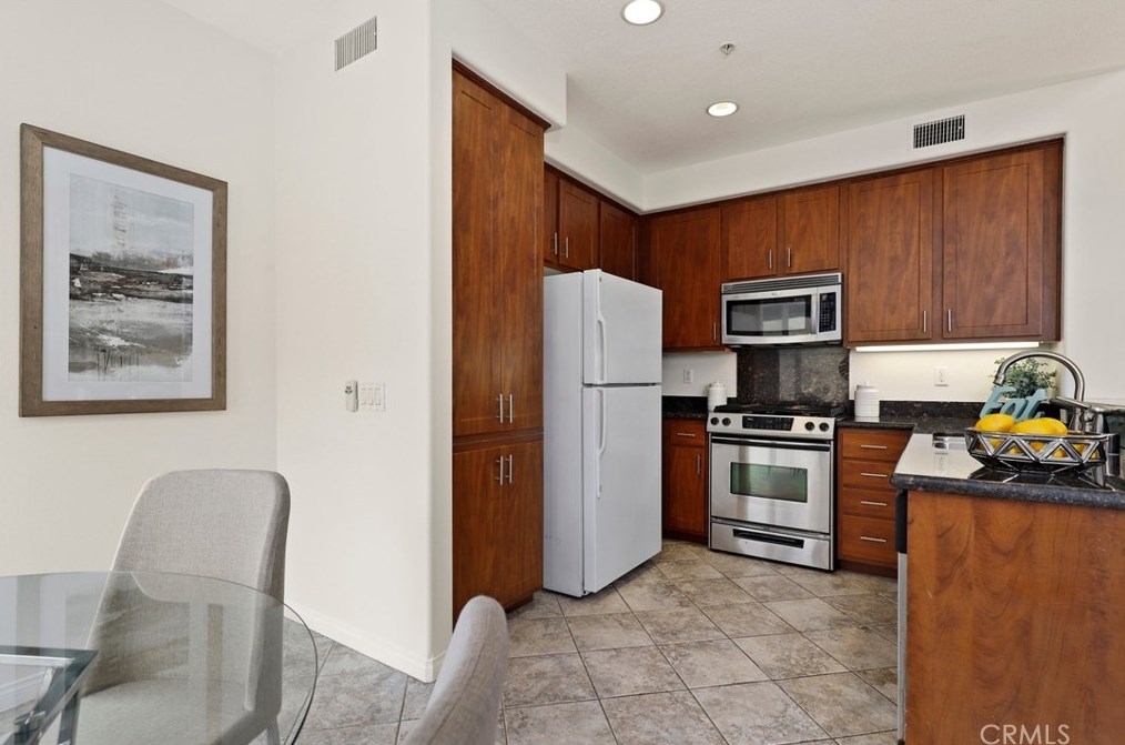 12668 Chapman Ave #2401, Garden Grove, CA 92840