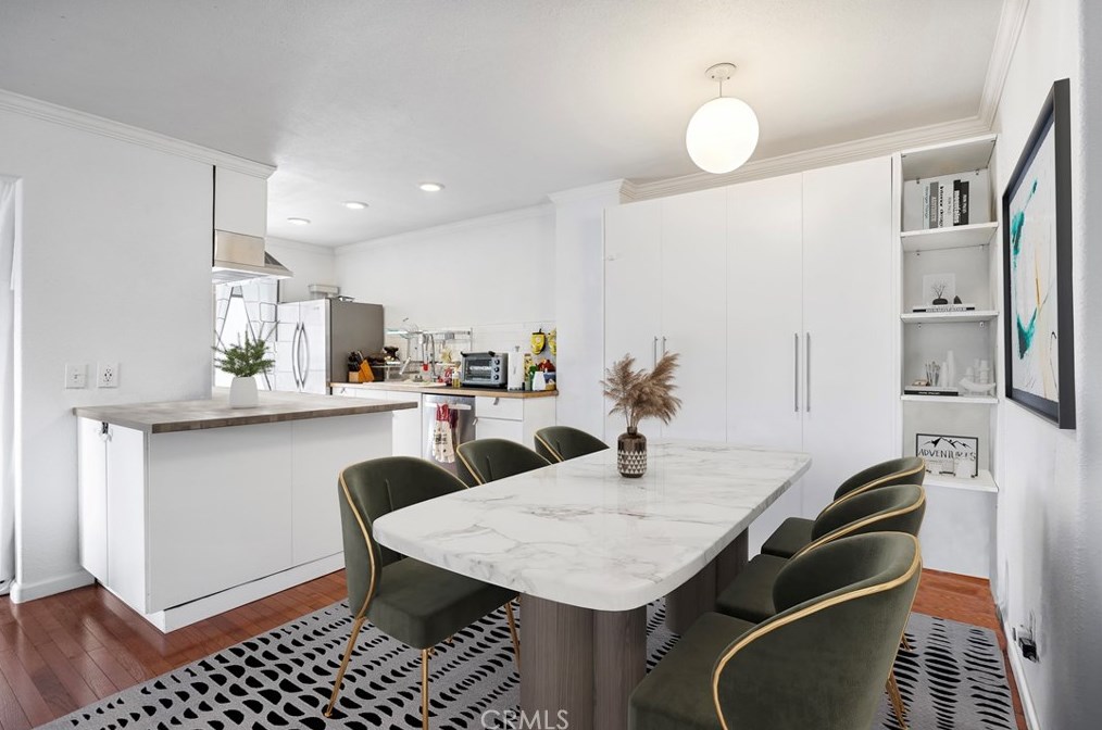 1100 Rutland Rd #11, Newport Beach, CA 92660
