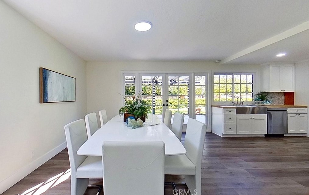 1886 Parkcrest Dr, Costa Mesa CA  92627-4532 exterior