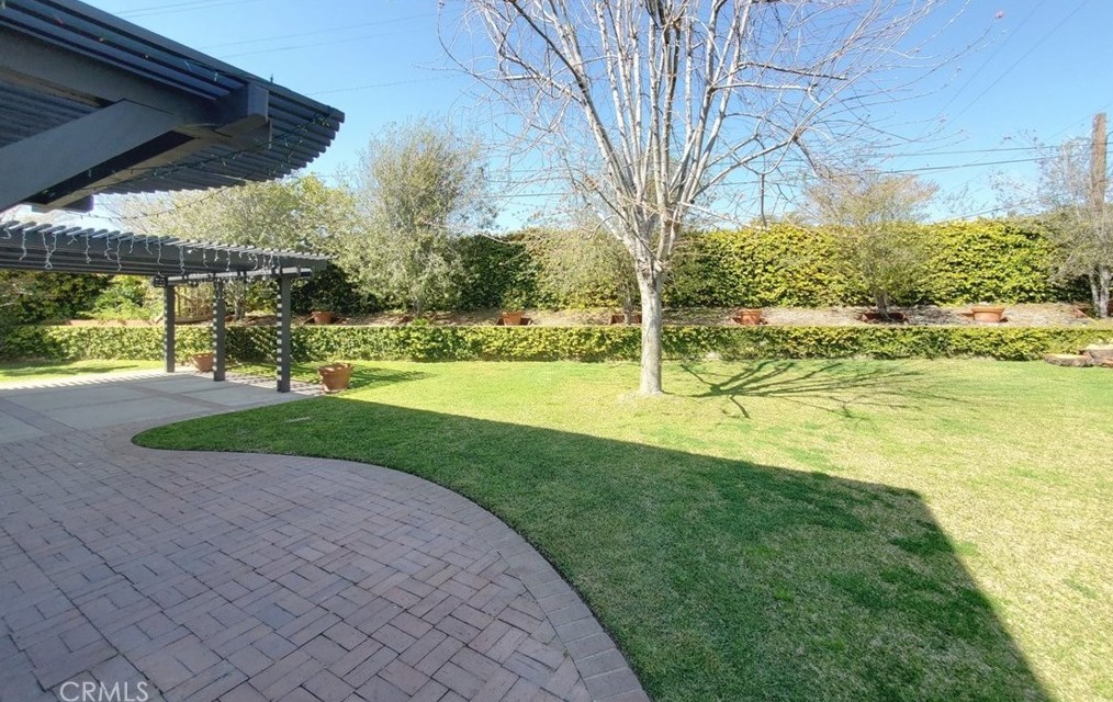 1886 Parkcrest Dr, Costa Mesa CA  92627-4532 exterior