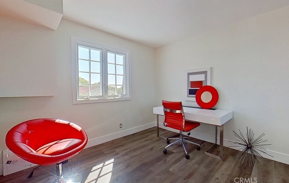 1886 Parkcrest Dr, Costa Mesa CA  92627-4532 exterior