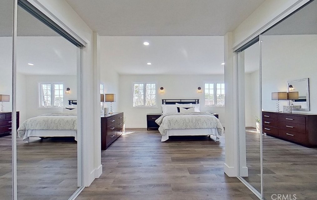 1886 Parkcrest Dr, Costa Mesa CA  92627-4532 exterior