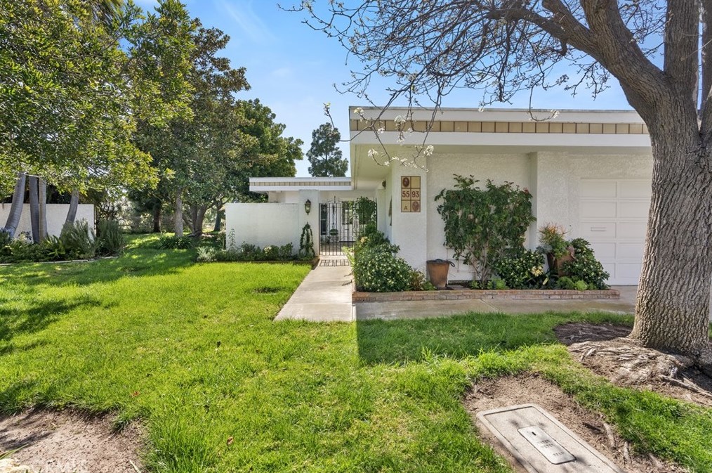 5593 Avenida Sosiega, Laguna Beach CA  92637-6931 exterior