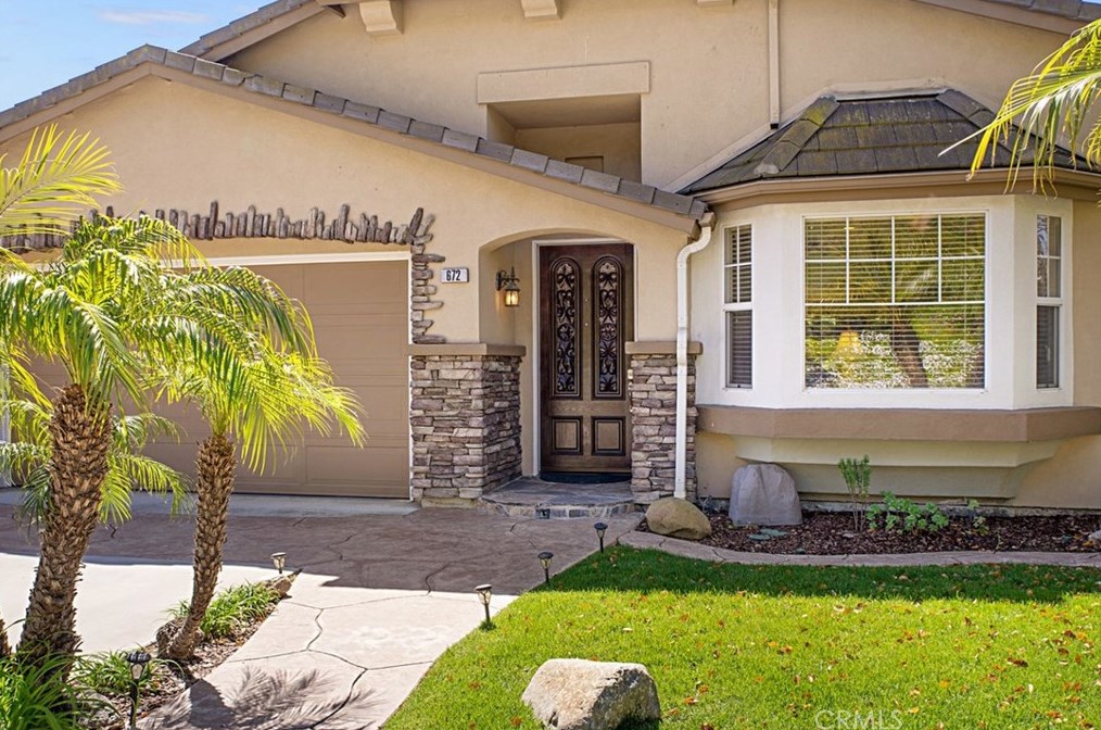 672 Corte Regalo, Camarillo, CA 93010-9107