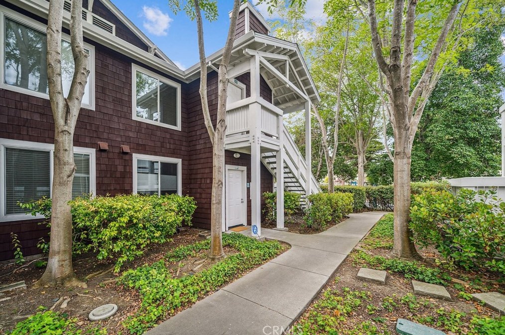 238 Marina Lakes Dr, Richmond, CA 94804