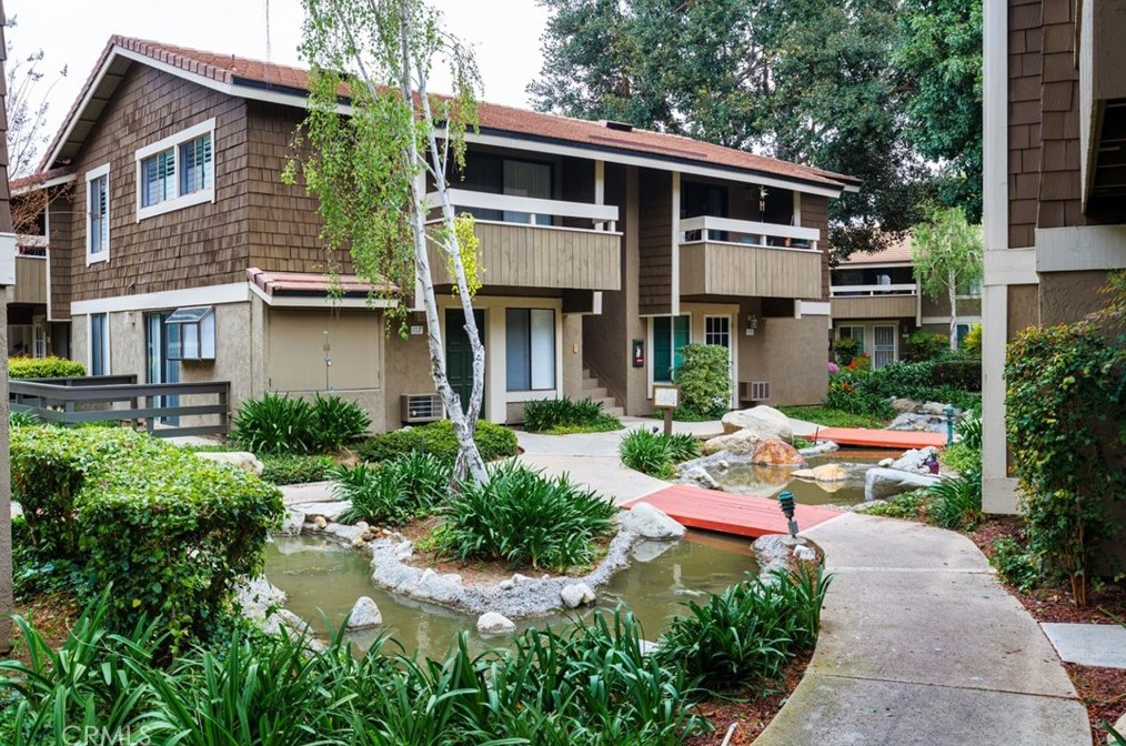 107 Streamwood, Irvine, CA 92620