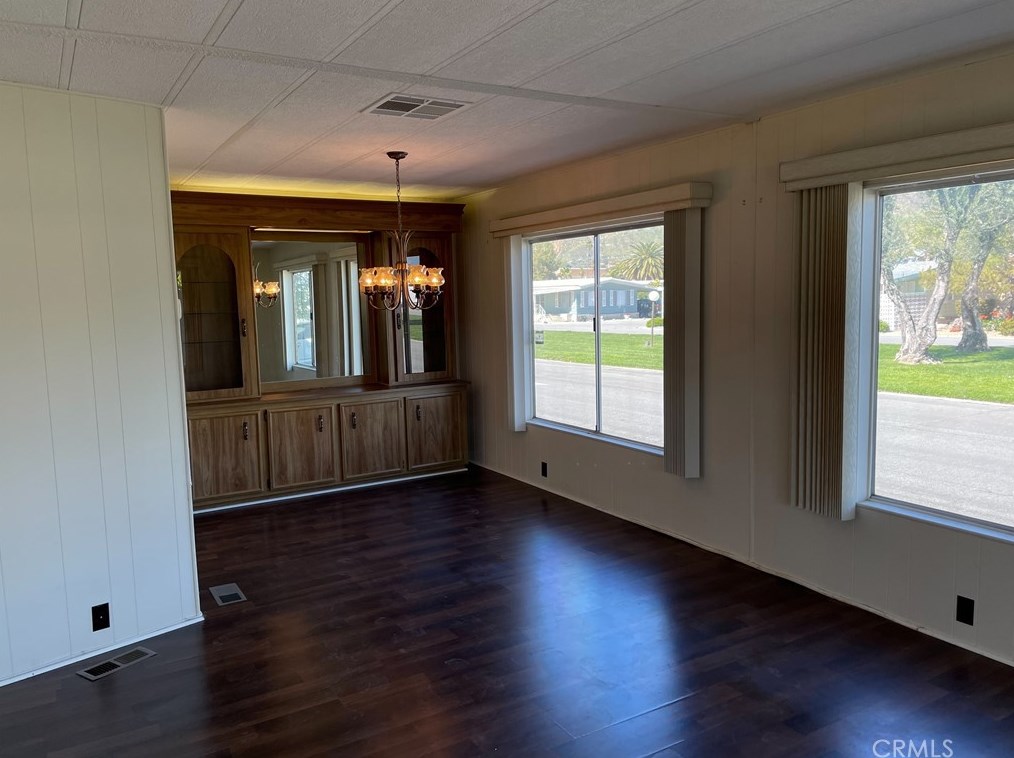 2230 Lake Park Dr #174, San Jacinto, CA 92583
