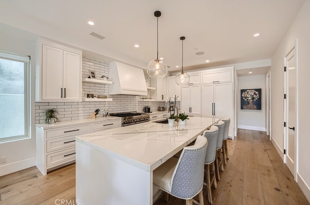 608 13th St, Huntington Beach CA  92648-4085 exterior