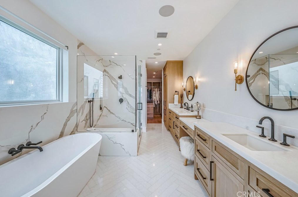 608 13th St, Huntington Beach CA  92648-4085 exterior