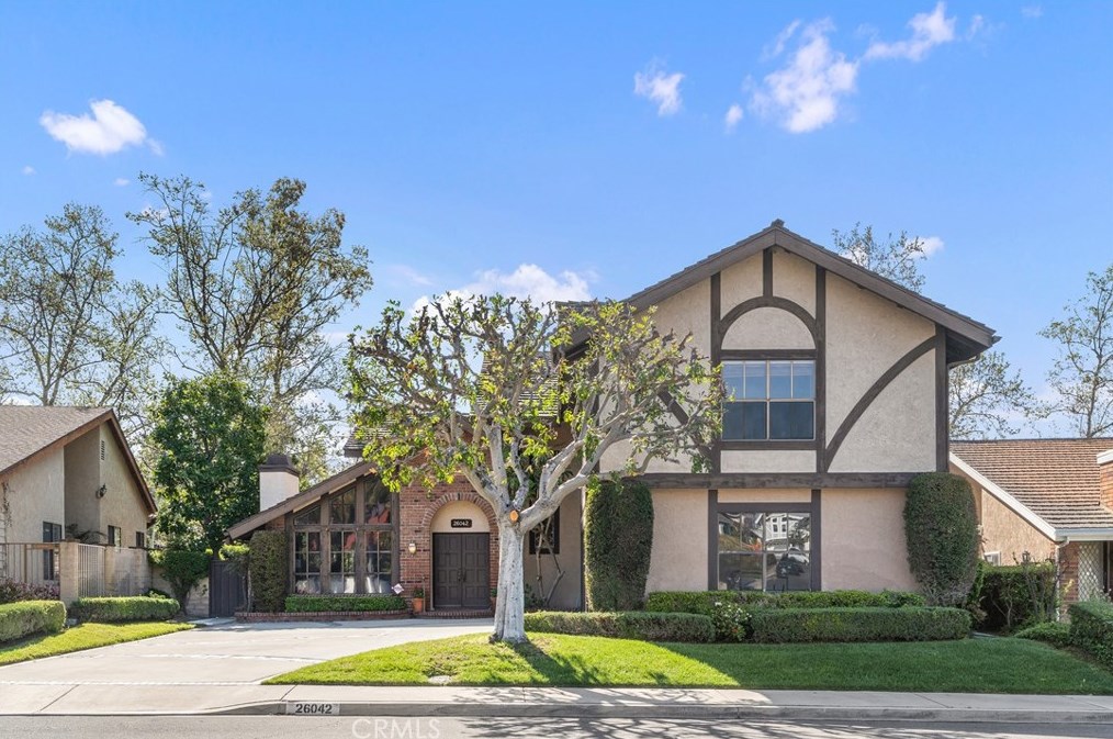 26042 Terra Bella Ave, Laguna Beach, CA 92653-5608