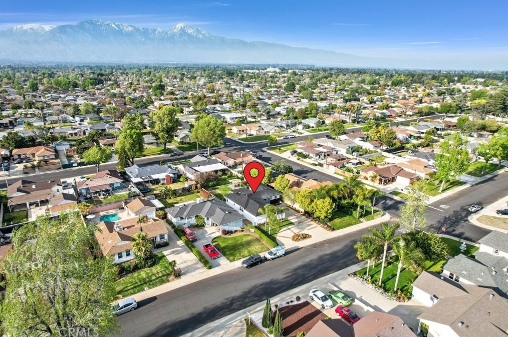 810 E St, Ontario CA  91762-3004 exterior
