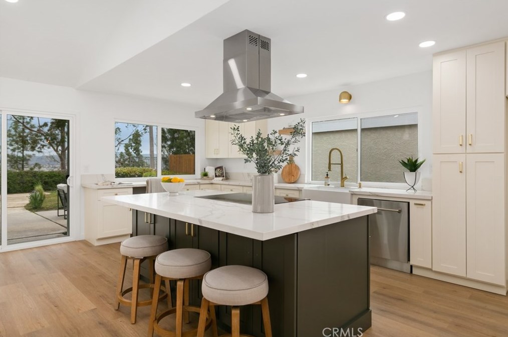 422 S Paseo Real, Anaheim, CA 92807