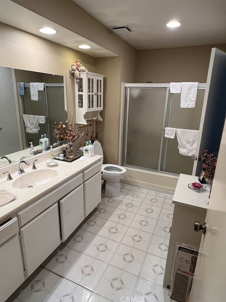 5084 Avocado Cir, Yorba Linda, CA 92886-4170