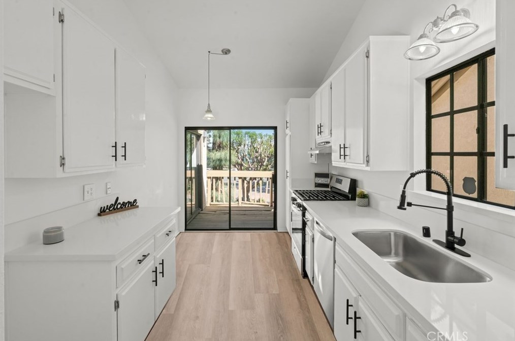 16211 Downey Ave #16, Paramount, CA 90723