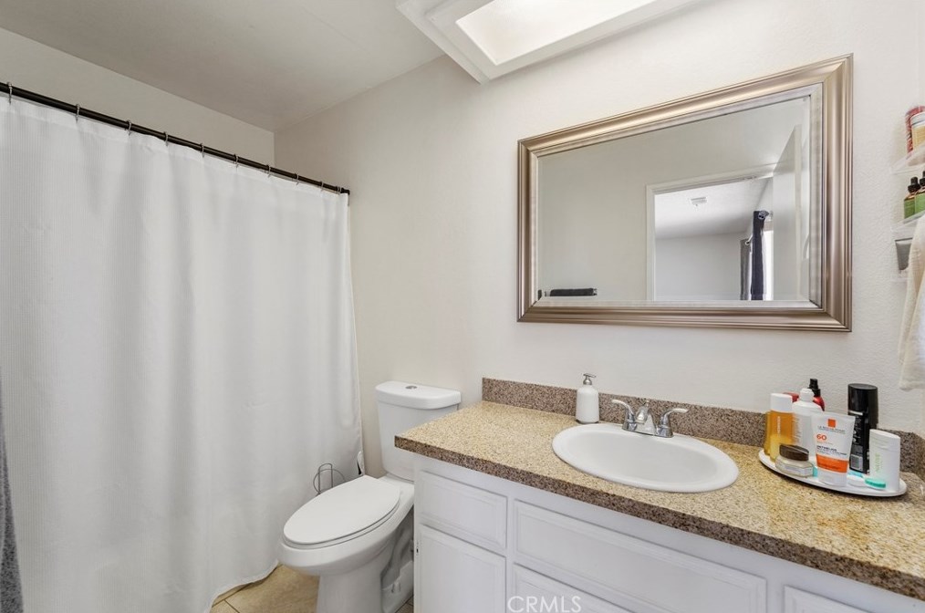18603 Yucca St, Hesperia CA  92345-6444 exterior