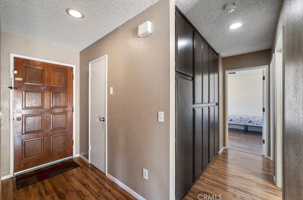 18603 Yucca St, Hesperia CA  92345-6444 exterior