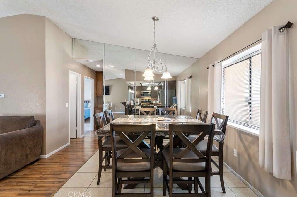 18603 Yucca St, Hesperia CA  92345-6444 exterior