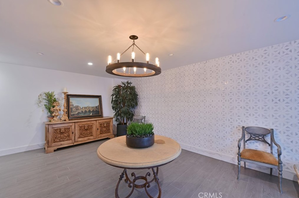 1408 Barry Ave #105, Los Angeles, CA 90025