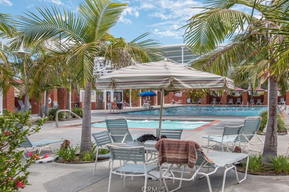 495 Calle Cadiz, Laguna Beach CA  92637-8901 exterior