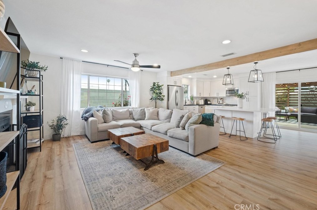 3001 Garfield Ave, Costa Mesa, CA 92626-2841