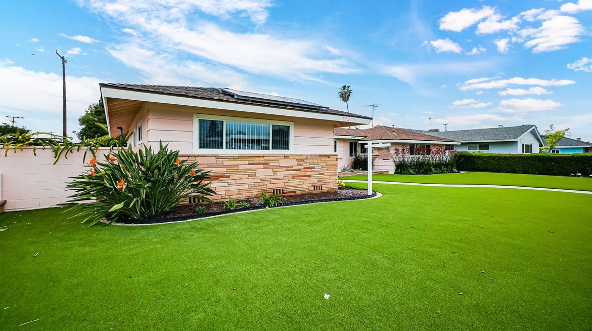 11471 Gilbert St, Garden Grove, CA 92841