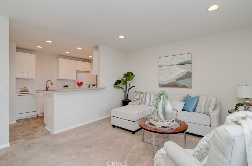 6600 Warner Ave #102, Huntington Beach, CA 92647