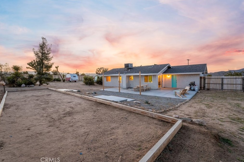 60325 Alta Mura Dr, Joshua Tree, CA 92252-2705