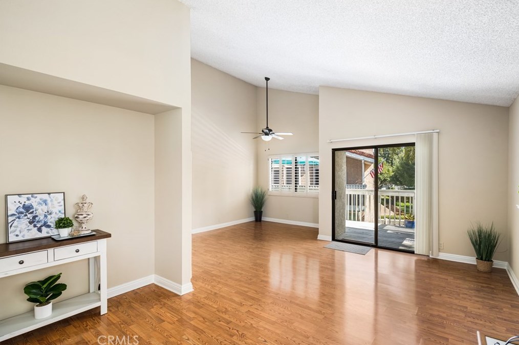 19215 Shoreline Ln #7, Huntington Beach, CA 92648
