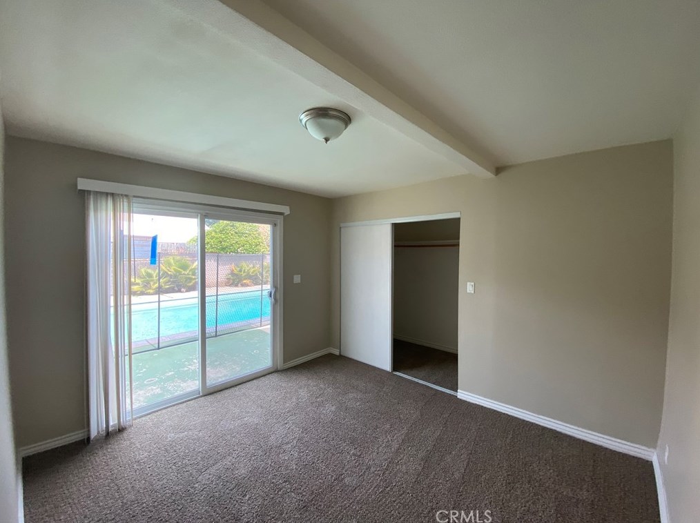 9726 Mercedes Ave, Los Angeles CA  91331-5316 exterior