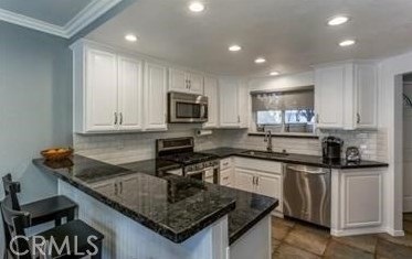 35 Meadowood, Laguna Beach, CA 92656
