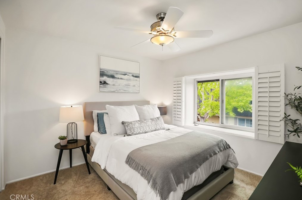 20379 Fee Ln, Huntington Beach CA  92646-5221 exterior