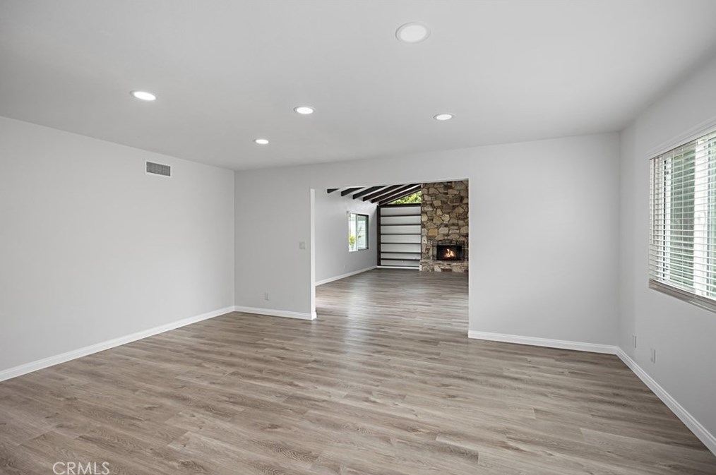 8521 Jennrich Ave, Westminster CA  92683-4614 exterior