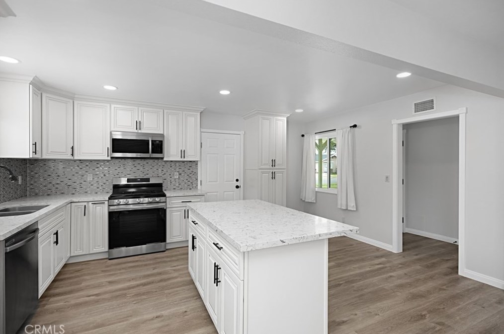 8521 Jennrich Ave, Westminster CA  92683-4614 exterior