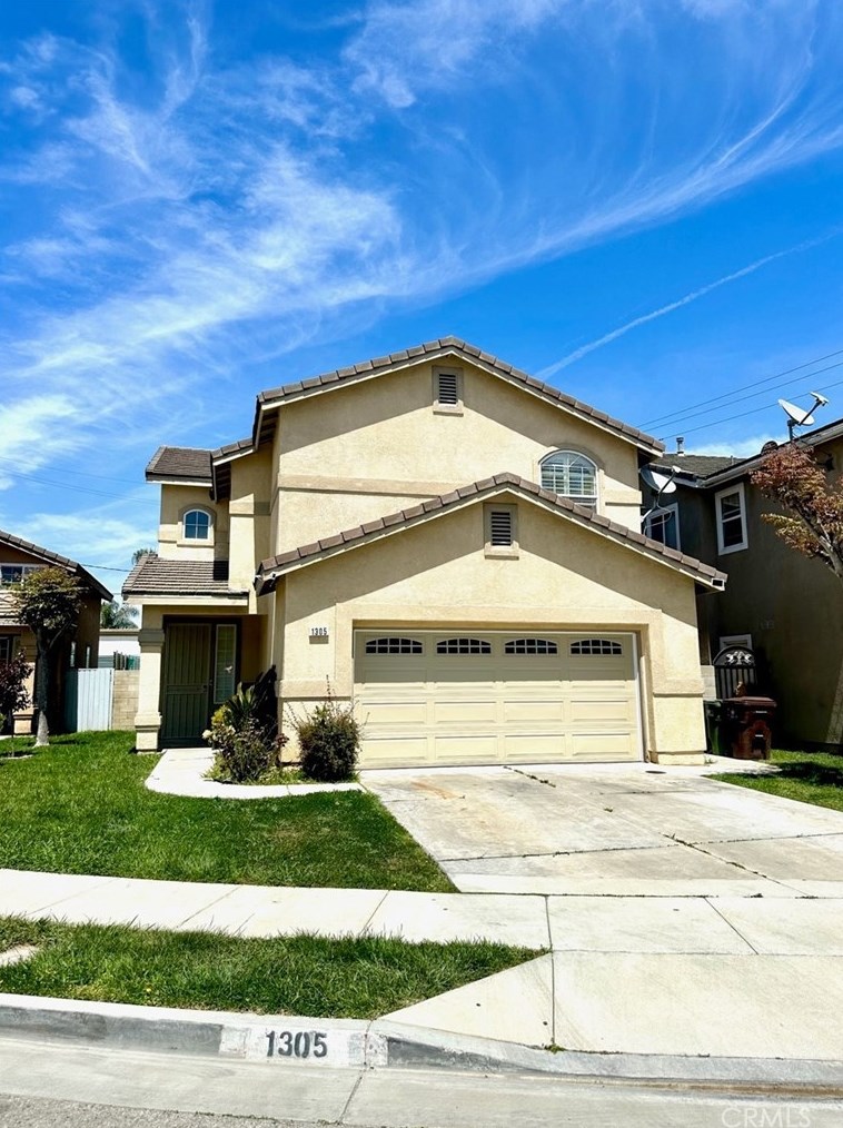 1305 E Crane Ct, Compton, CA 90221