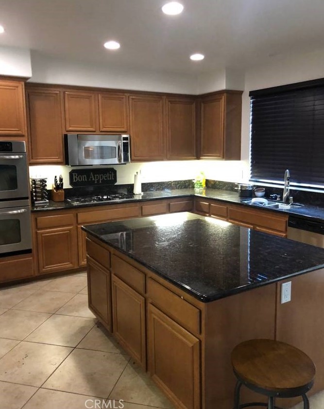 14653 Meadowsweet Dr, Corona, CA 92880-9145