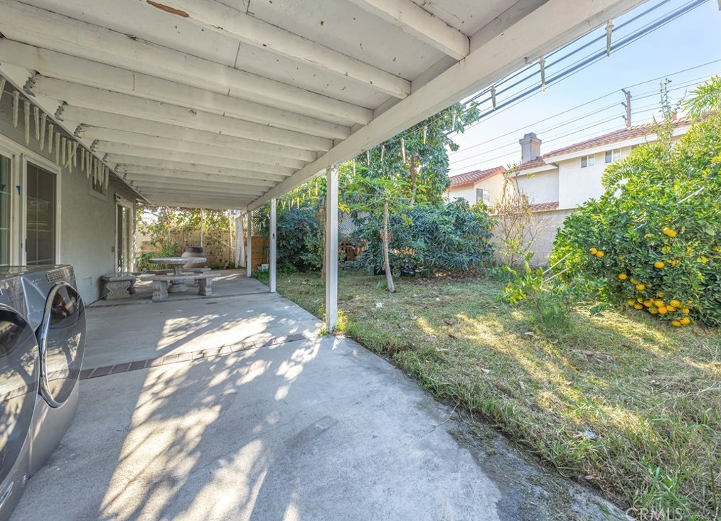 15401 Purdy St, Westminster CA  92683-6376 exterior