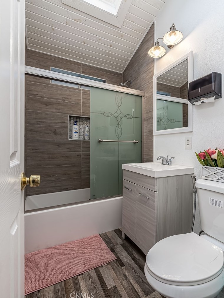 15401 Purdy St, Westminster CA  92683-6376 exterior