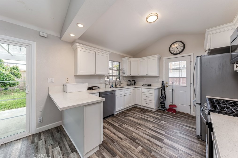 15401 Purdy St, Westminster CA  92683-6376 exterior