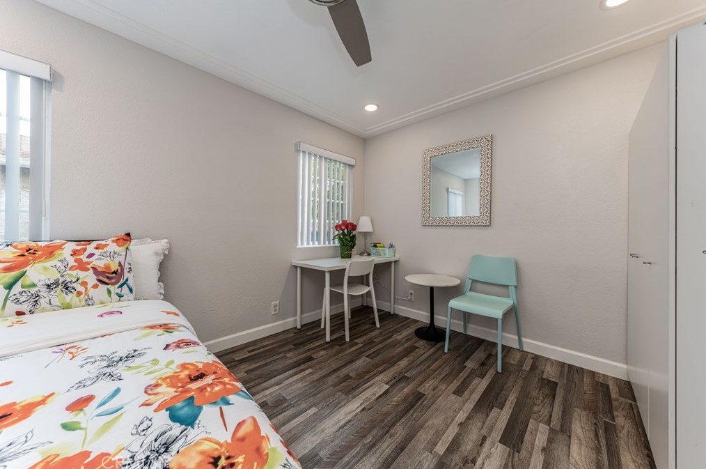 15401 Purdy St, Westminster CA  92683-6376 exterior