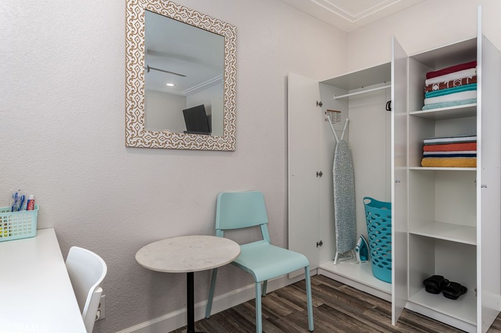 15401 Purdy St, Westminster CA  92683-6376 exterior