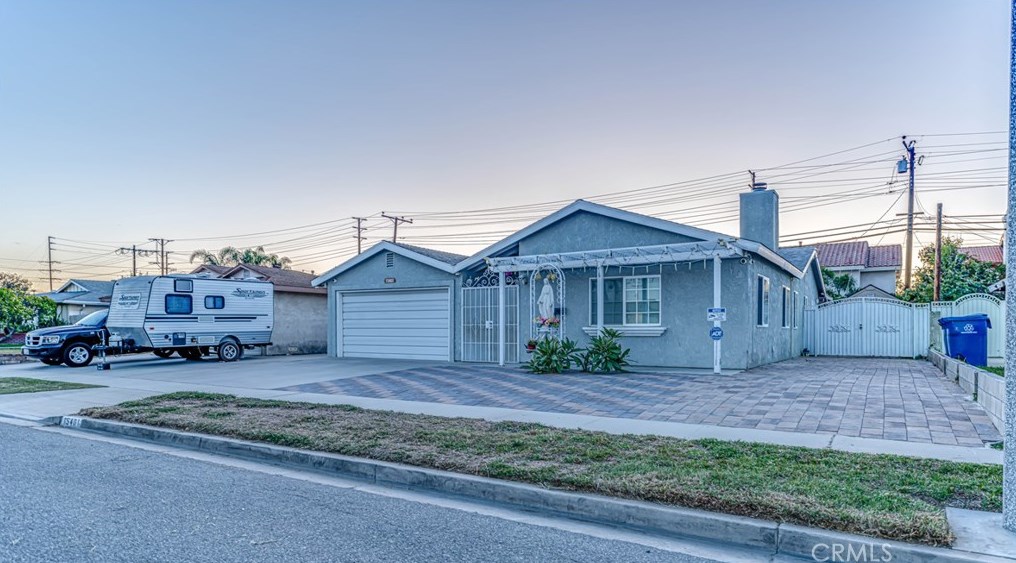 15401 Purdy St, Westminster CA  92683-6376 exterior